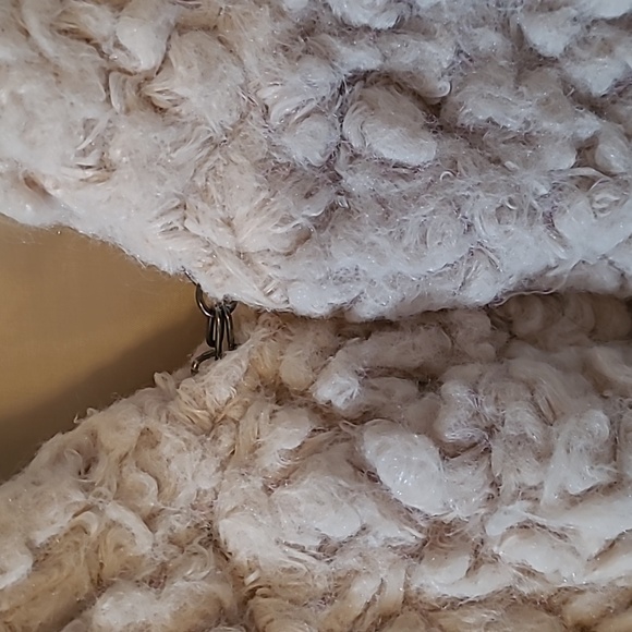 Streetwear Society Teddy Vest - Picture 3 of 5